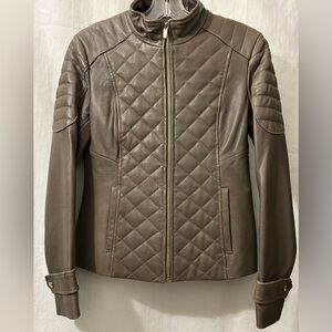 Women’s Via Spiga Taupe/Putty Leather Quilted Motorcycle / Bomber Jacket Sz. 10